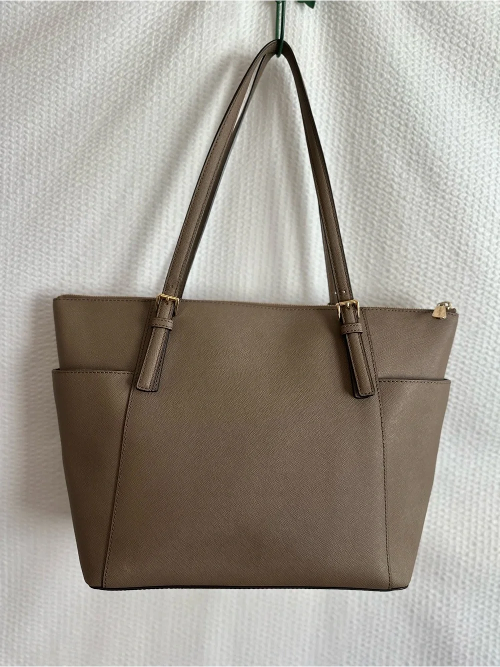 Michael Kors Jet Set Travel Large Taupe Saffiano Leather Tote Bag Gold Hardware - Picture 2 of 15